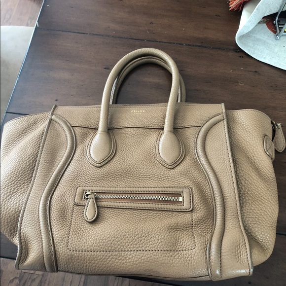 Authentic Celine bag. Some loss of shape but otherwise decent condition. - Picture 2 of 9